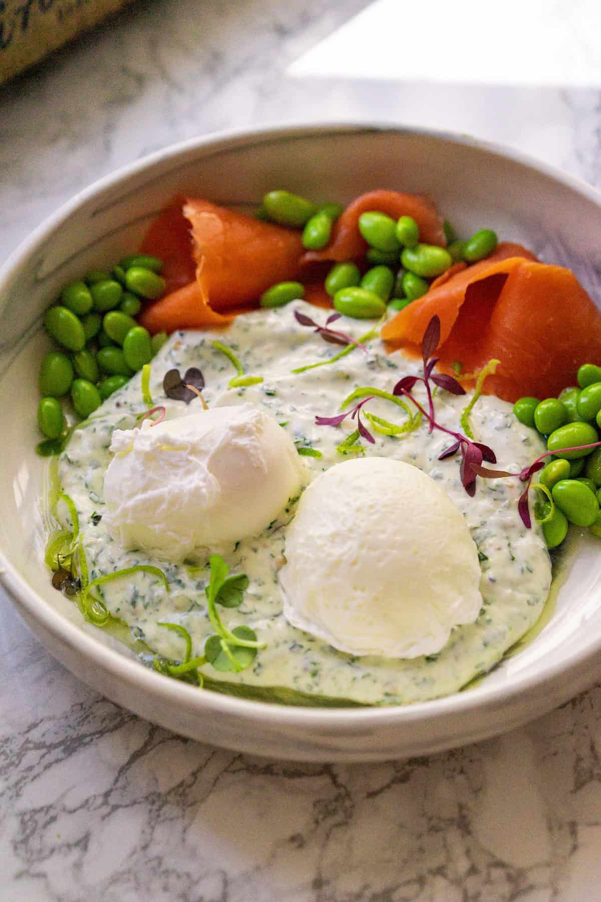 Smoked salmon breakfast