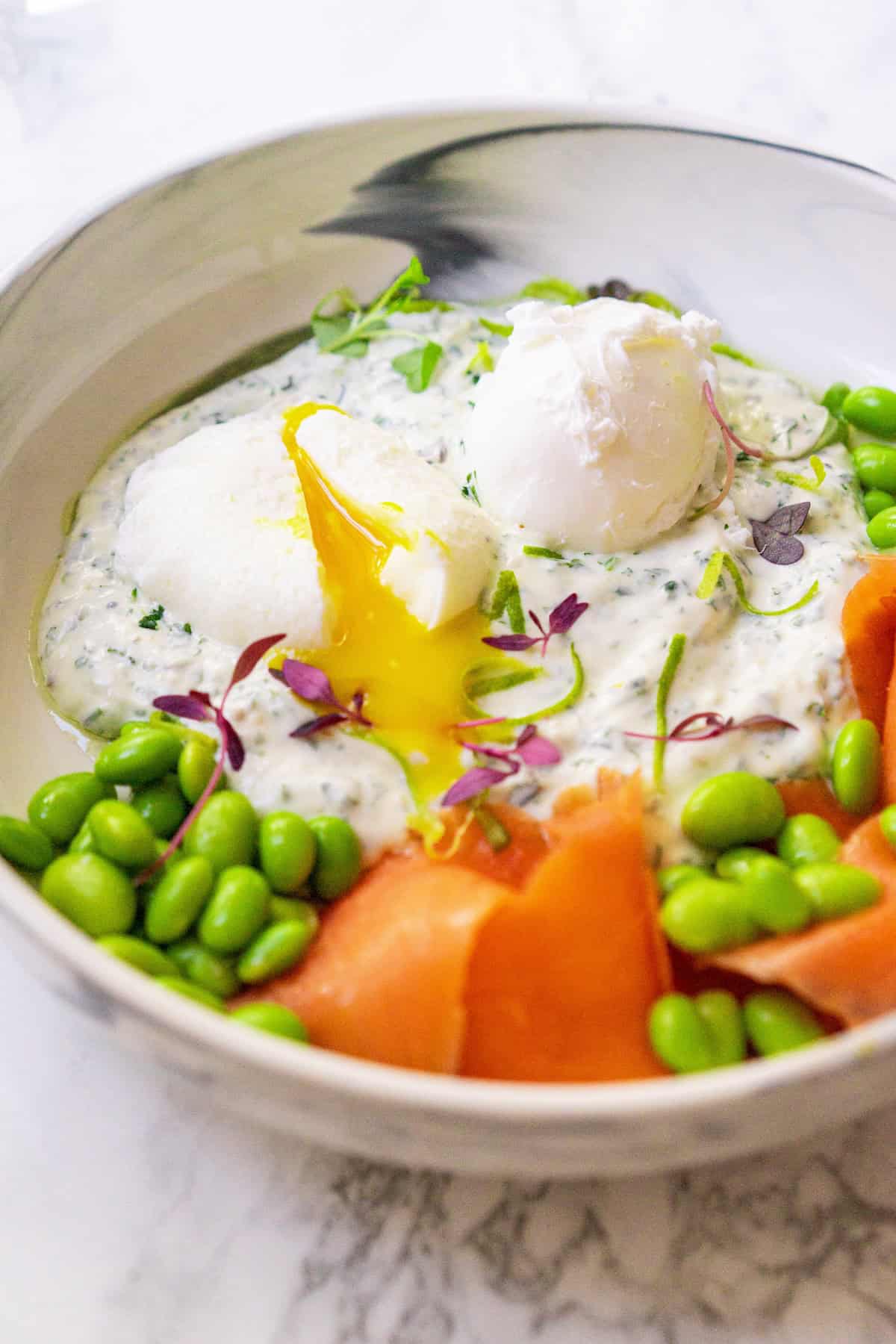 Smoked salmon breakfast