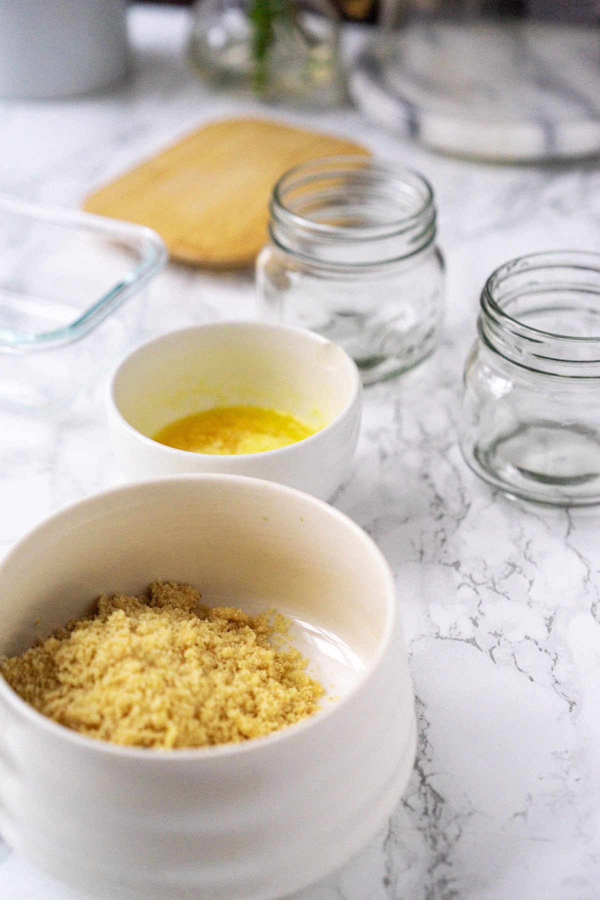 Cheesecake crust mixture
