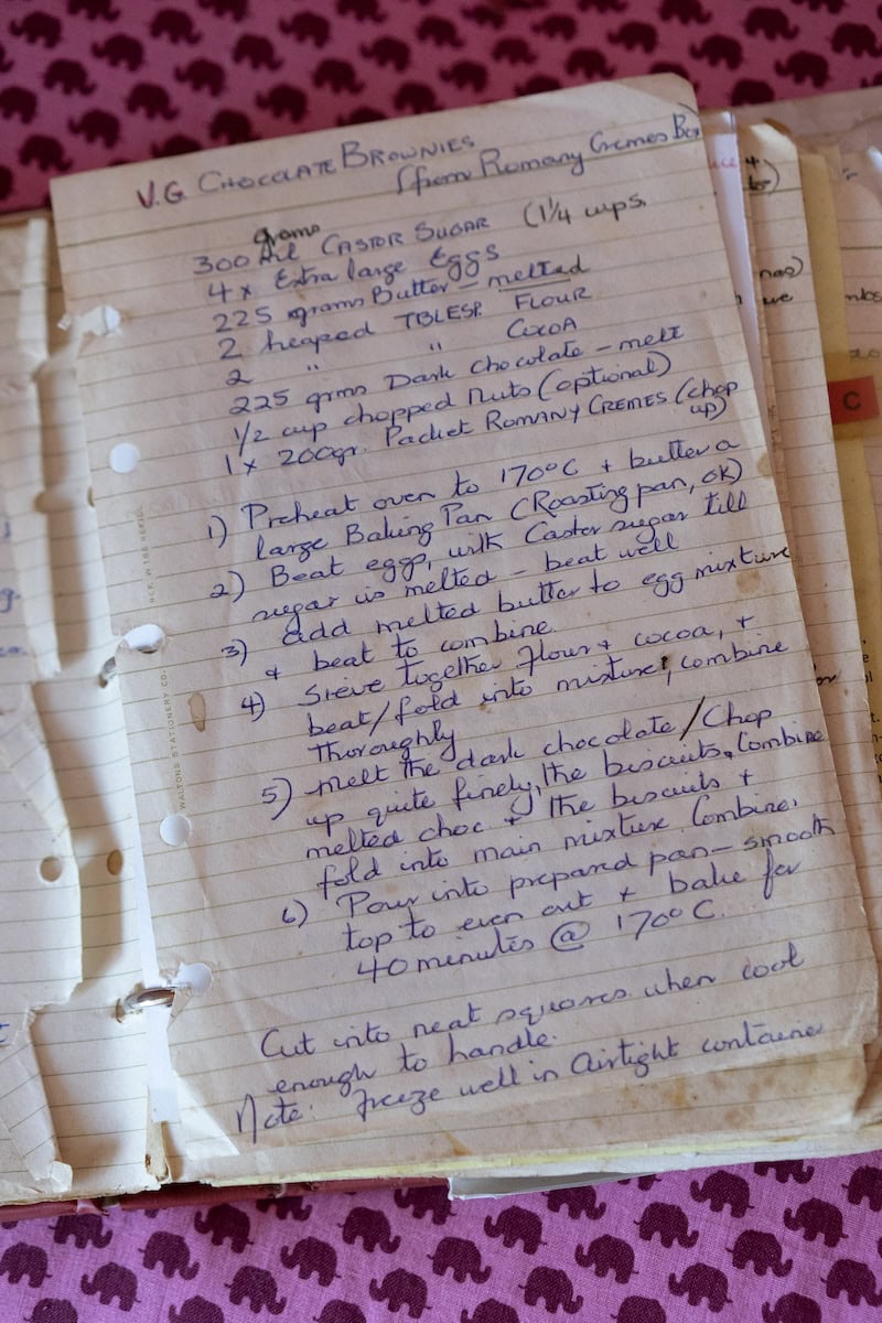 brownies with cream cheese icing