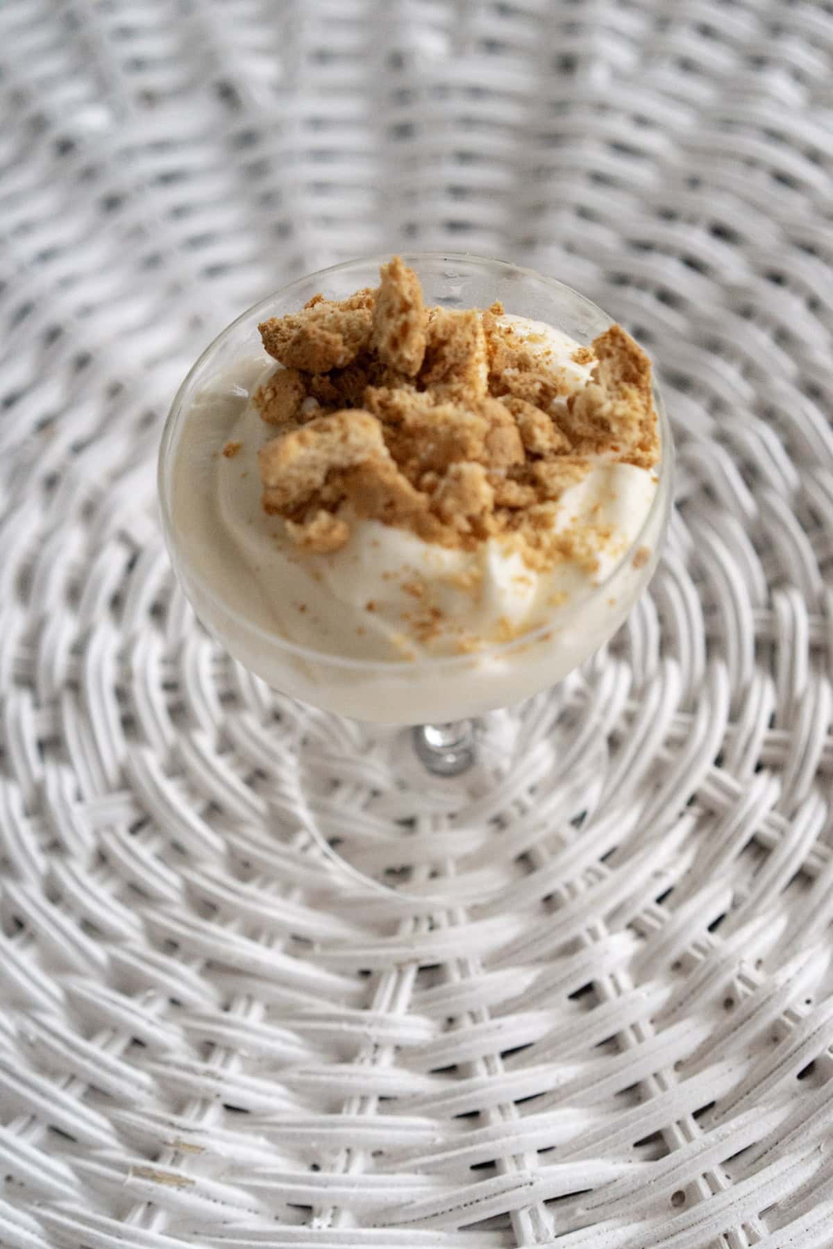 lemon yogurt dessert with amaretti biscuits