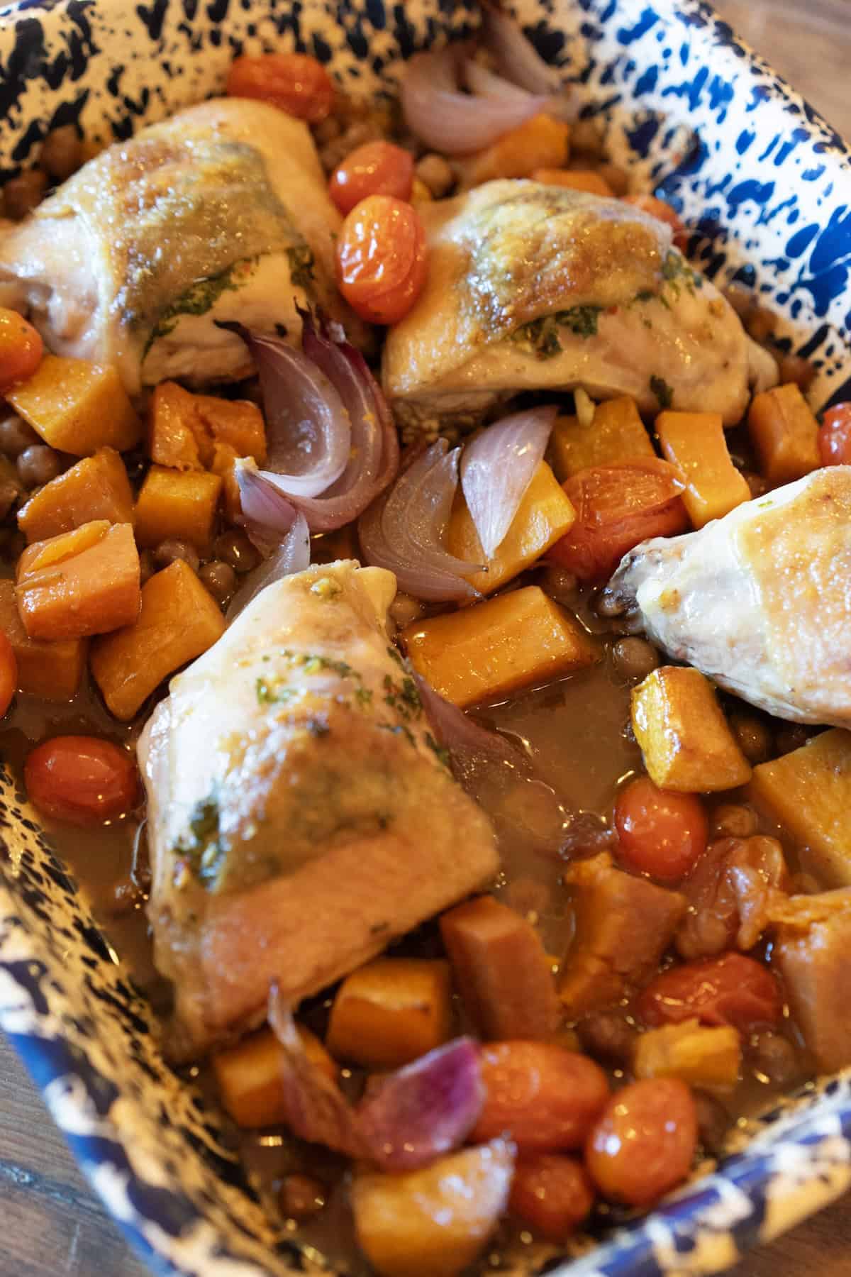 sheetpan chicken thighs and veggies