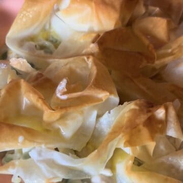 chicken phyllo pie
